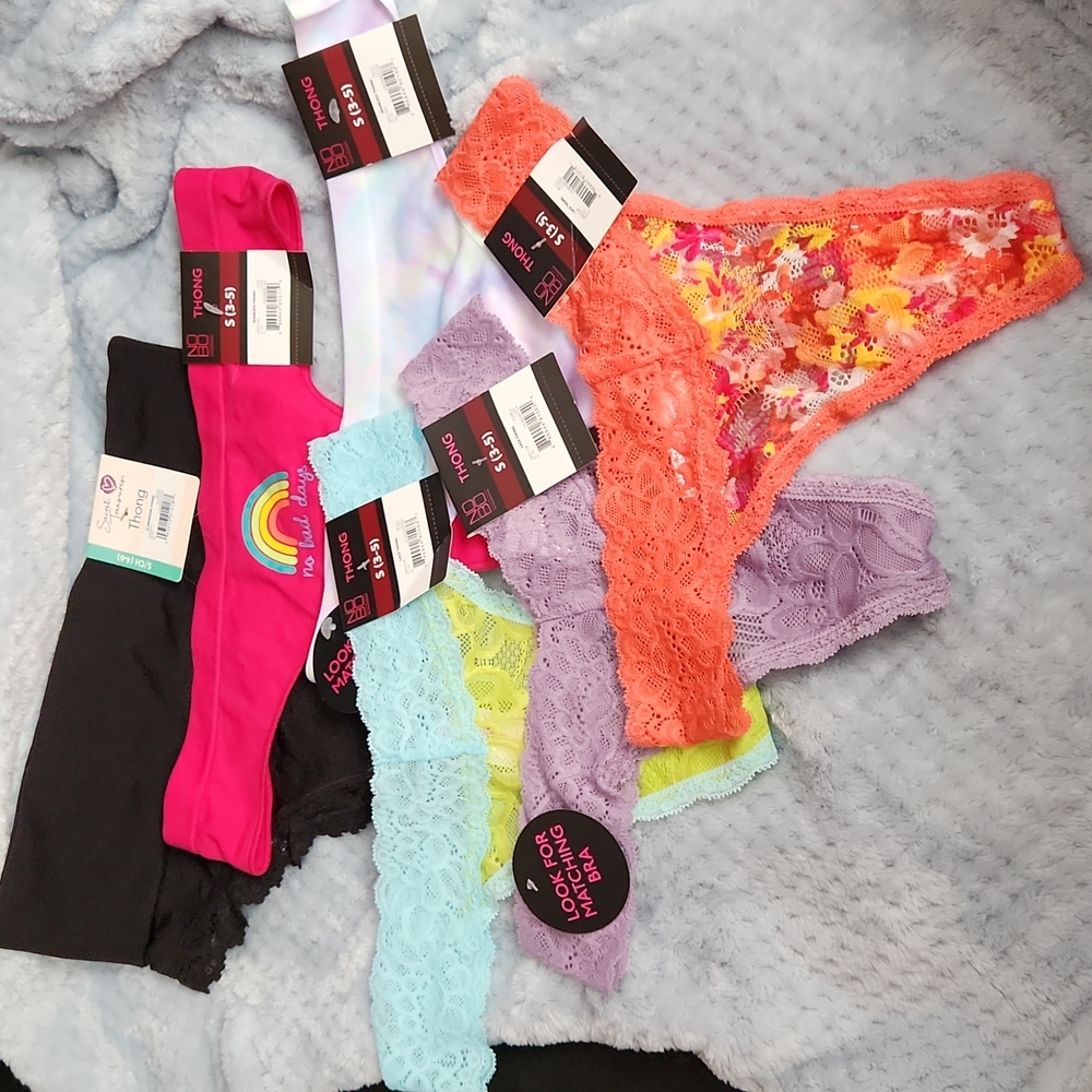 NWT Womens underwear size small